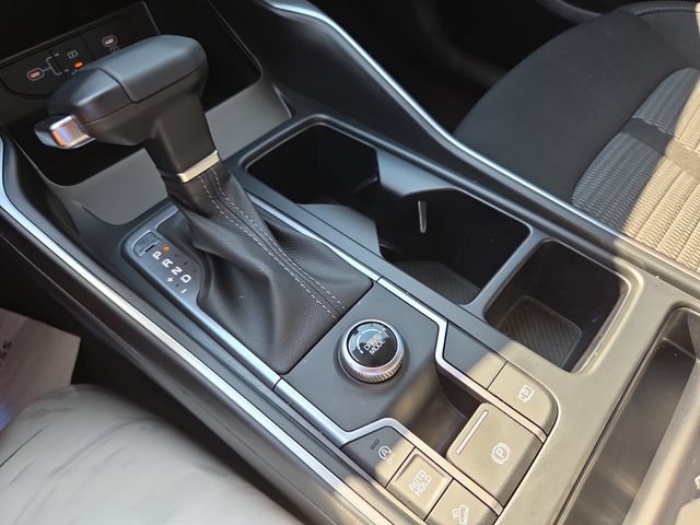 Certified 2026 Kia Sorento LX FWD image 21