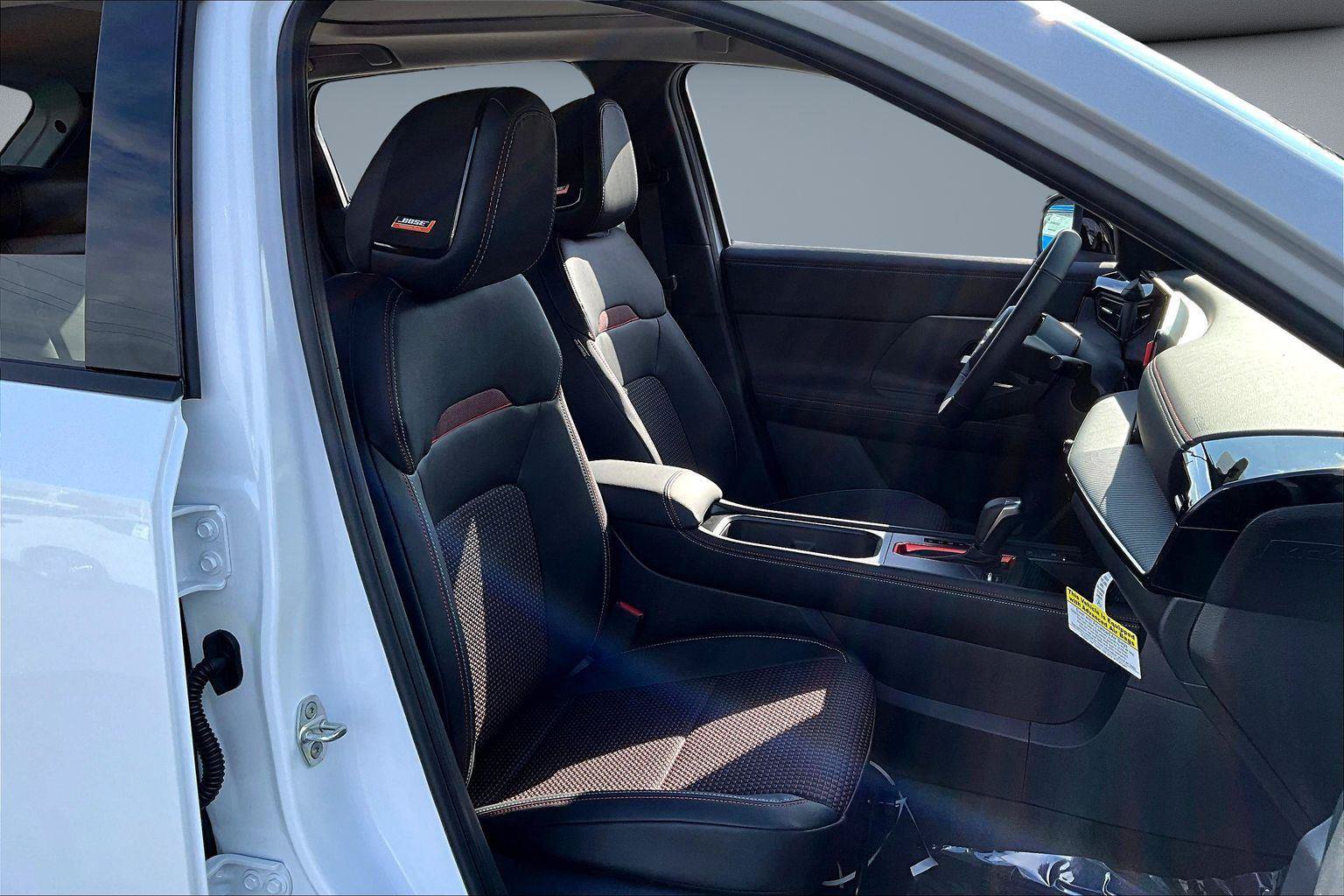 New 2026 Nissan Kicks SR w/ Cold Weather Package AWD/4WD image 11