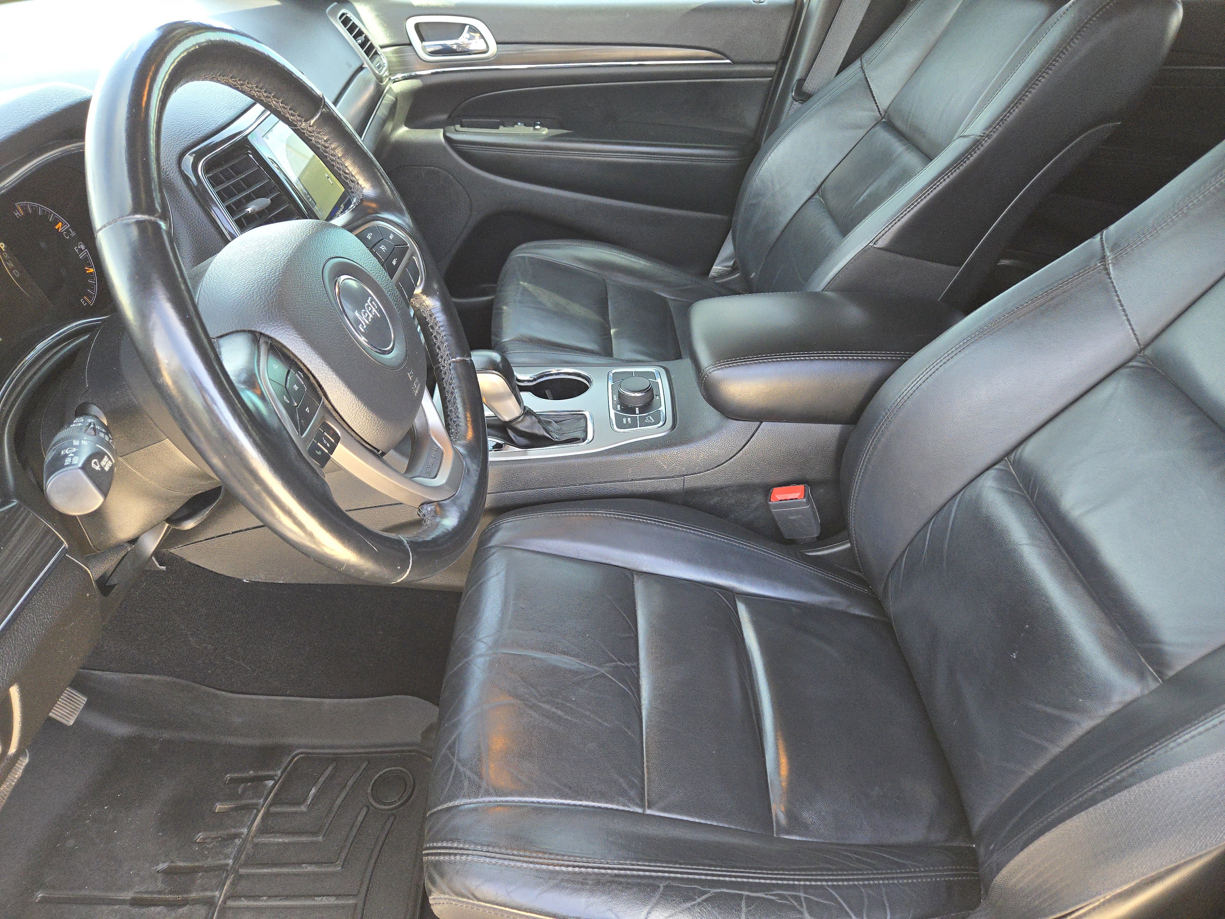 Used 2021 Jeep Grand Cherokee Limited AWD/4WD image 14