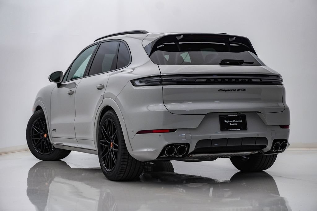 New 2026 Porsche Cayenne GTS AWD/4WD image 3