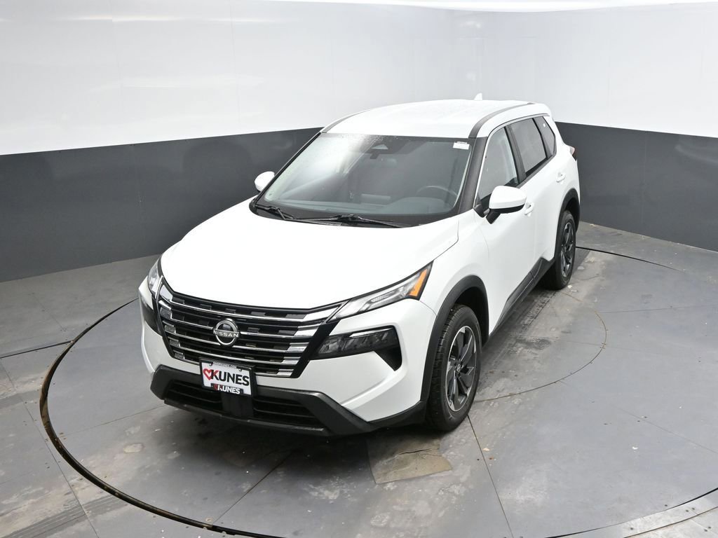 Used 2025 Nissan Rogue SV AWD/4WD image 25