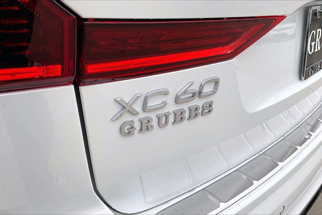 New 2026 Volvo XC60 B5 Plus w/ Protection Package Premier AWD/4WD image 39
