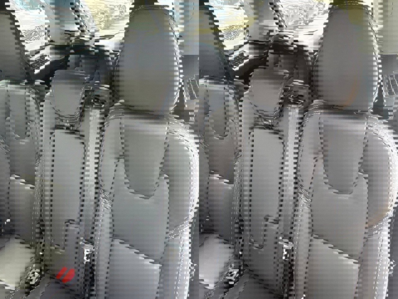 New 2026 Volvo XC90 B5 Ultra w/ Protection Package Premier image 23