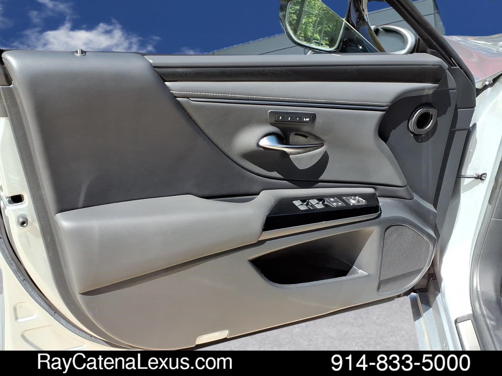 Certified 2023 Lexus ES 350 w/ Premium Package FWD image 10