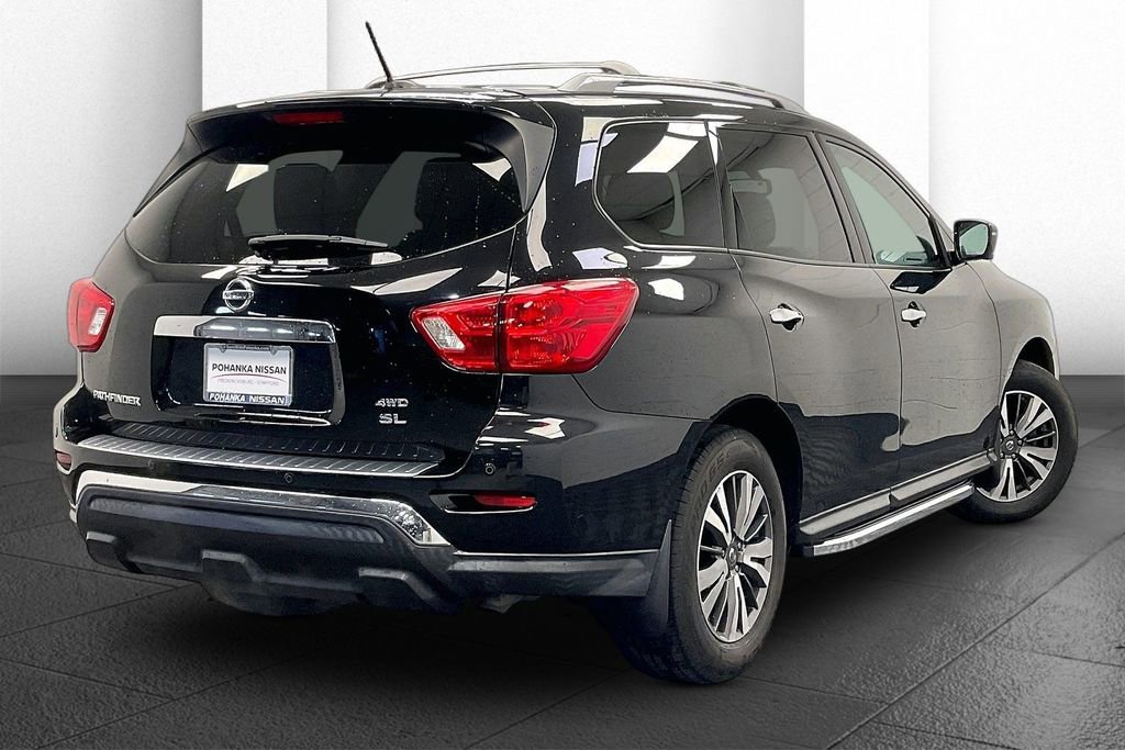 Used 2017 Nissan Pathfinder SL image 12