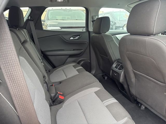 Used 2025 Chevrolet Blazer LT AWD/4WD image 13
