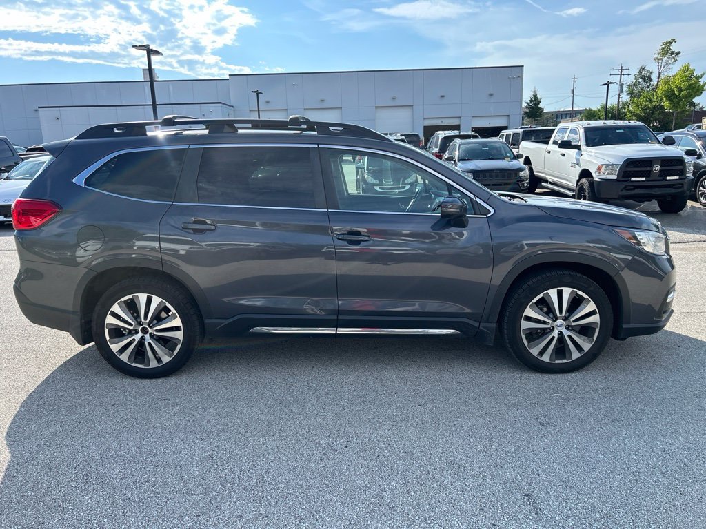 Used 2020 Subaru Ascent Limited w/ Technology Package AWD/4WD image 3