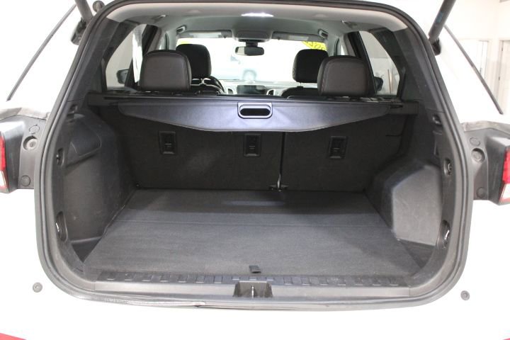 Used 2022 Chevrolet Equinox Premier image 13