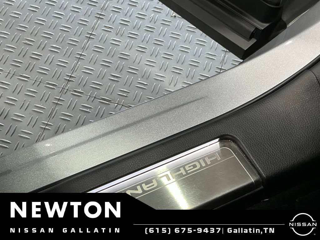 Used 2023 Toyota Highlander Platinum AWD/4WD image 49