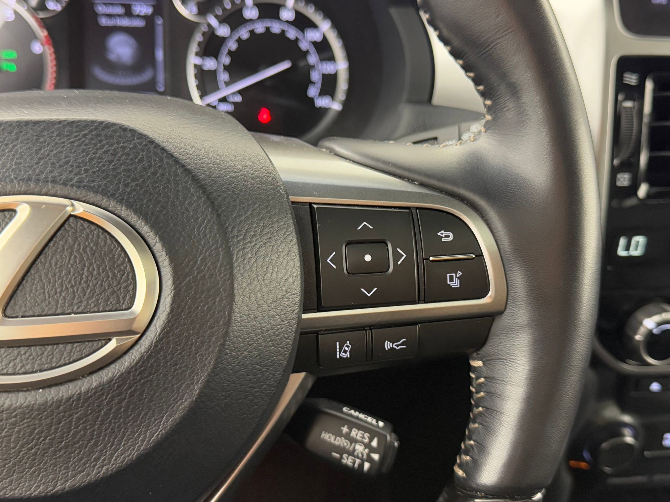 Used 2023 Lexus GX 460 Premium image 23