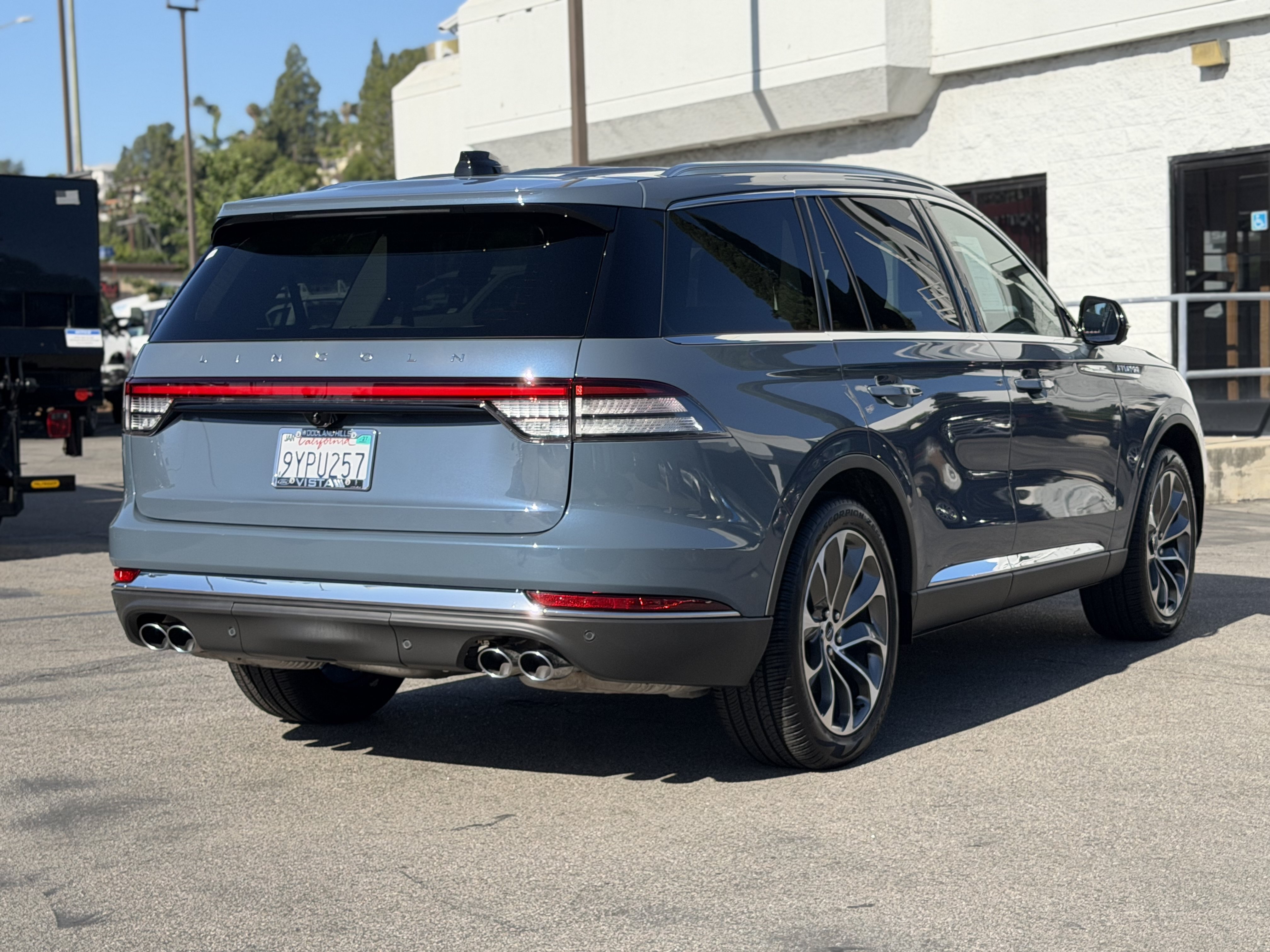 Used 2026 Lincoln Aviator Reserve RWD image 7