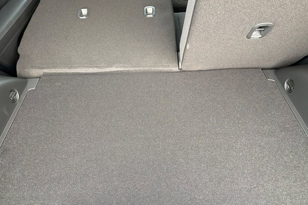 New 2026 Hyundai Ioniq 5 SE image 13