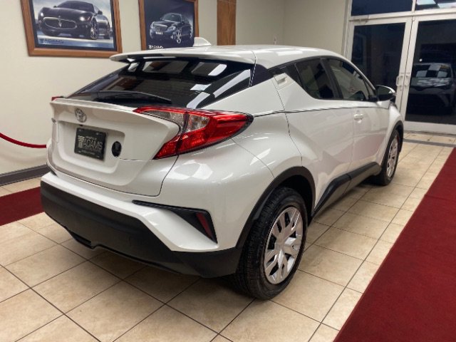 Used 2021 Toyota C-HR LE image 5