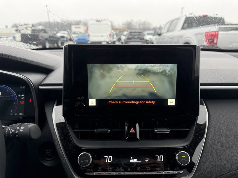 Used 2024 Toyota Corolla Cross XLE image 14