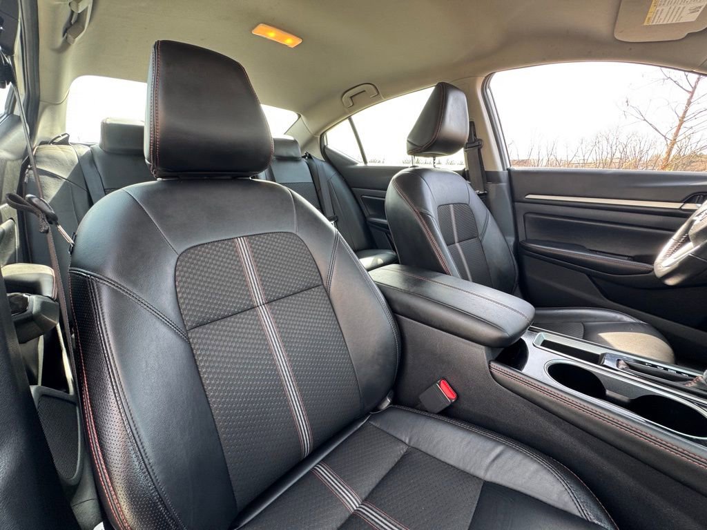 Certified 2024 Nissan Altima 2.5 SR FWD image 30