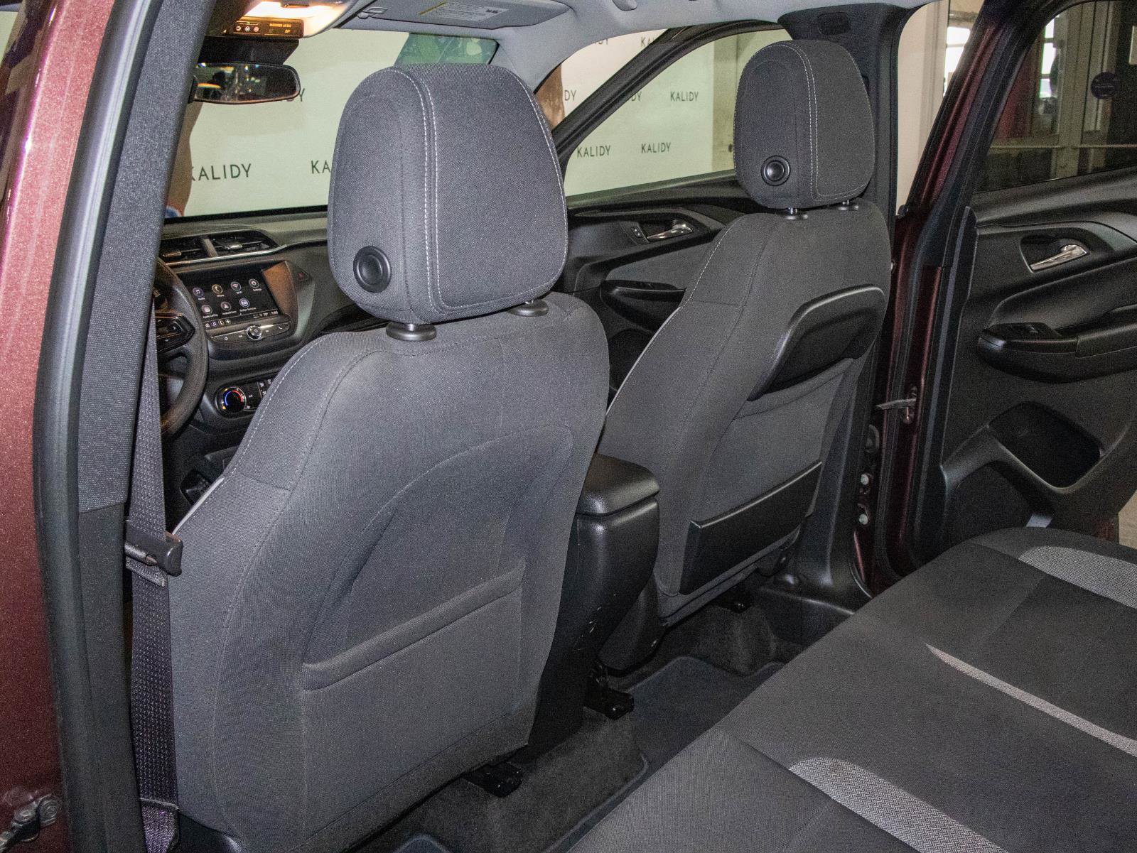 Used 2022 Chevrolet TrailBlazer LT image 9