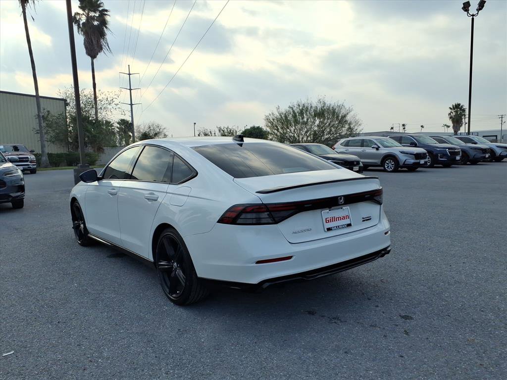 Used 2024 Honda Accord Sport image 6