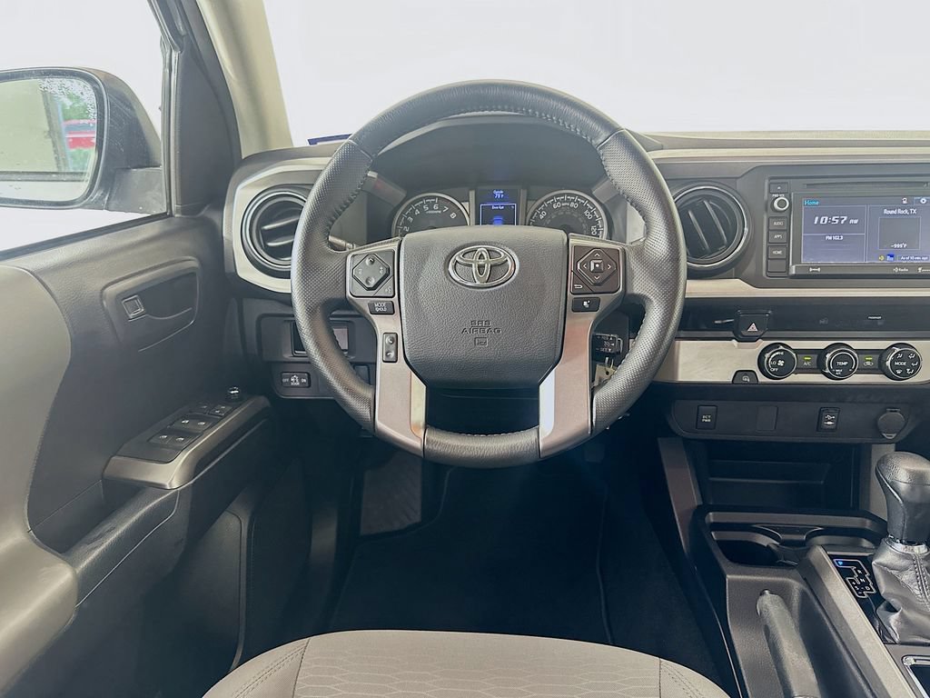 Used 2017 Toyota Tacoma SR5 w/ Tow Package RWD image 21