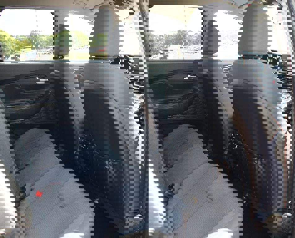 Used 2023 Hyundai Santa Fe SEL image 21