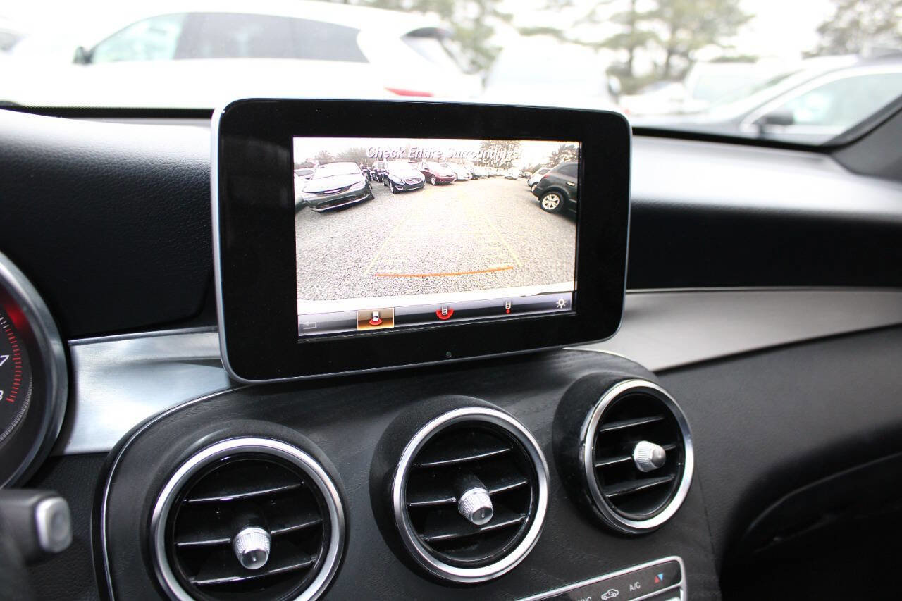 Used 2019 Mercedes-Benz GLC 300 GLC 300 4MATIC AWD 4dr SUV image 16