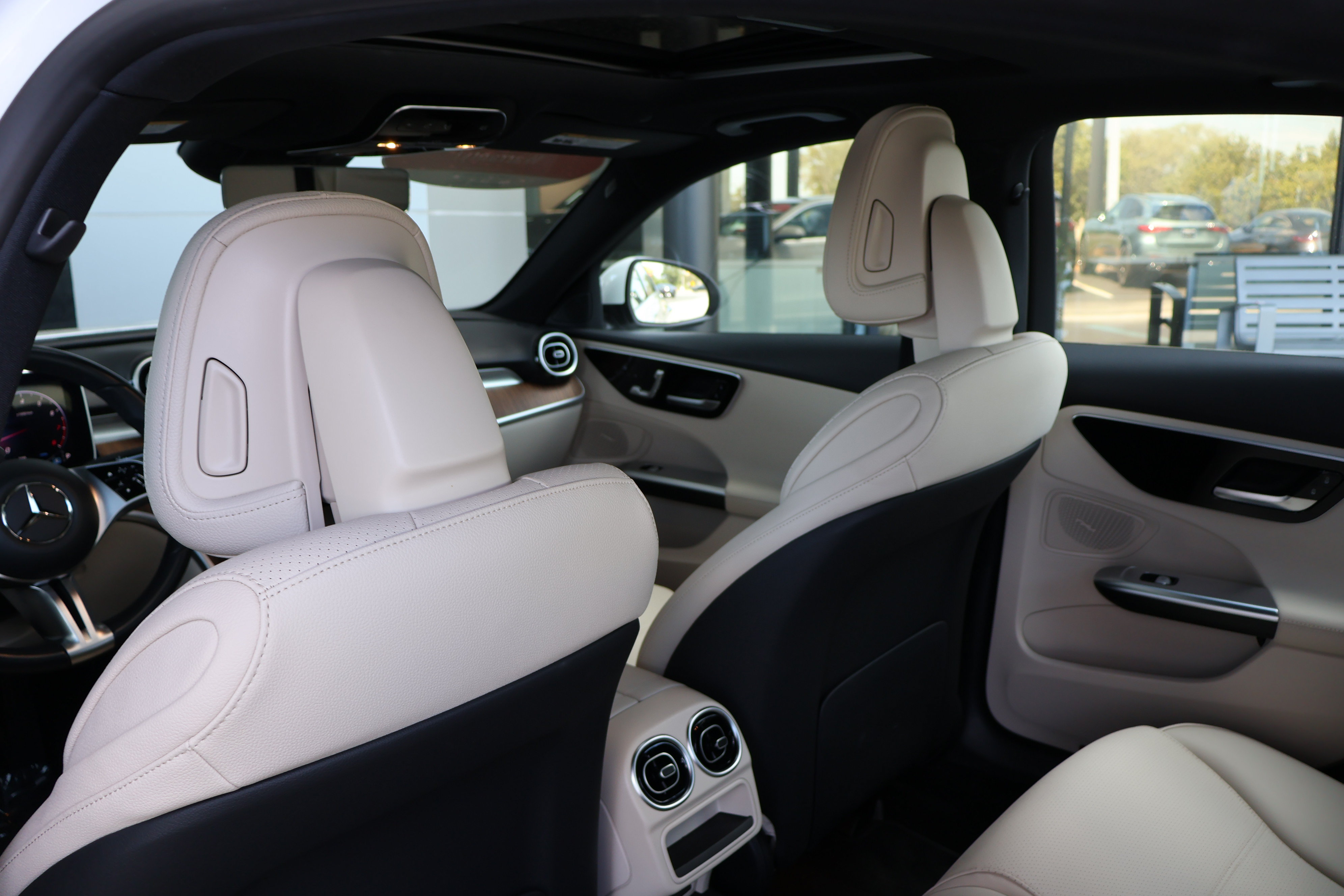 Certified 2024 Mercedes-Benz C 300 4MATIC Sedan image 19