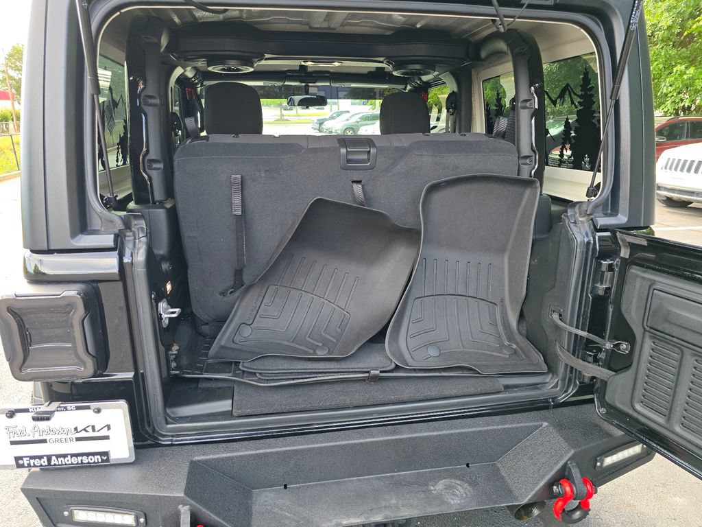Used 2022 Jeep Wrangler Sport AWD/4WD image 13
