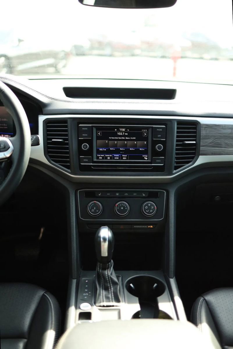 Used 2022 Volkswagen Atlas Cross Sport SE image 37