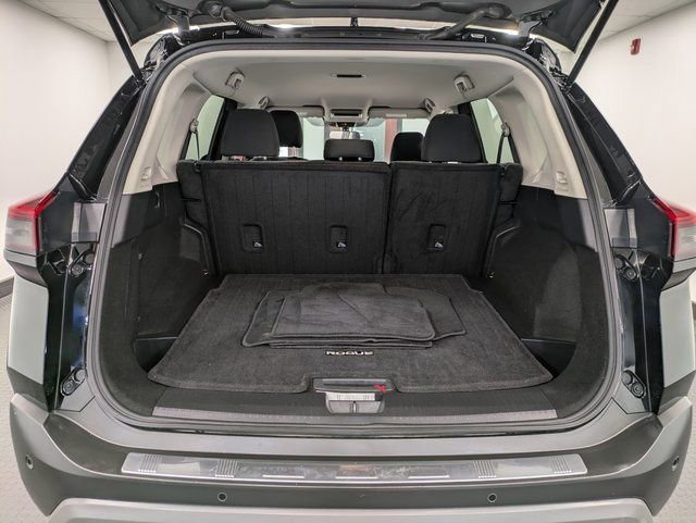Used 2021 Nissan Rogue SV AWD/4WD image 26