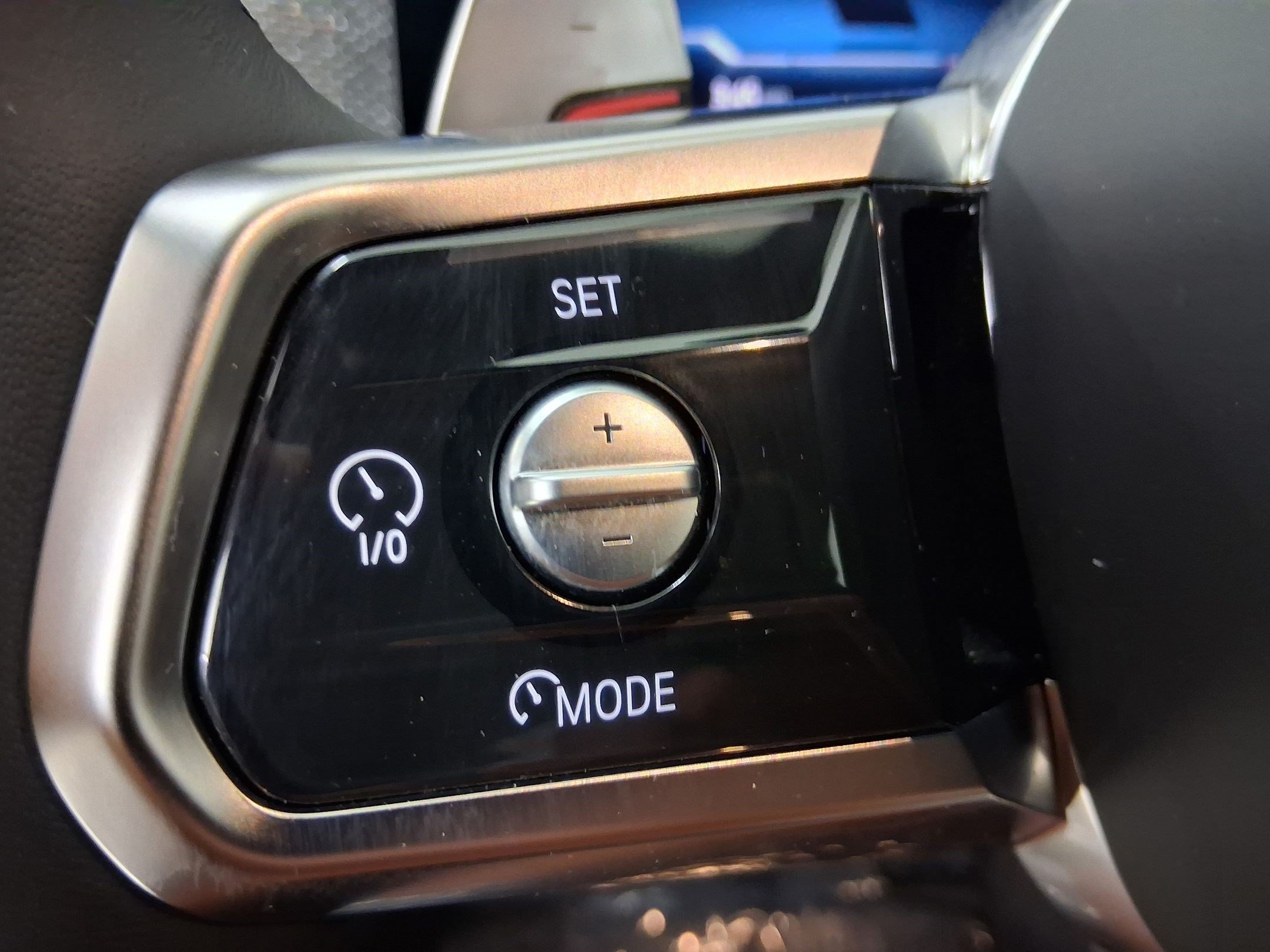 Used 2025 BMW 760i xDrive AWD/4WD image 15
