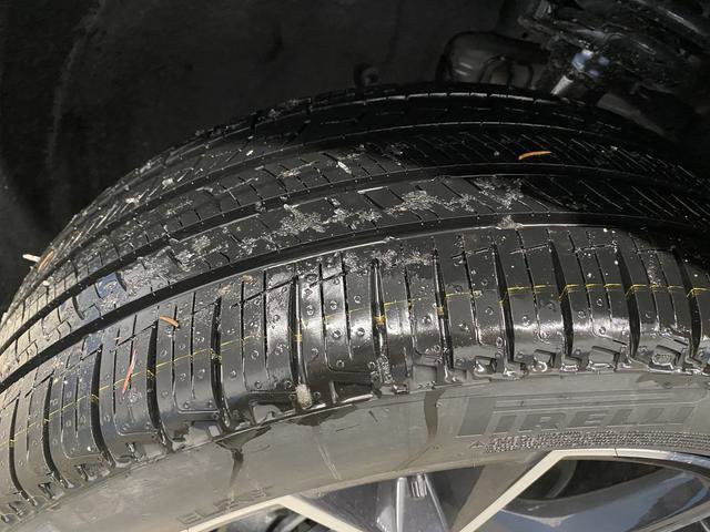 New 2026 Jeep Cherokee Overland w/ Trailer Tow Group image 39