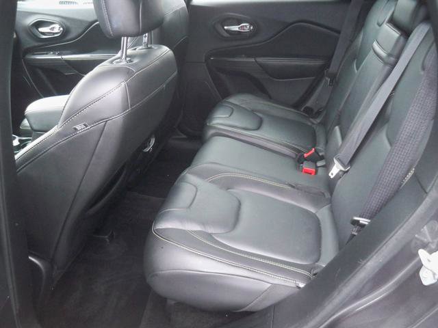 Used 2015 Jeep Cherokee Limited image 5