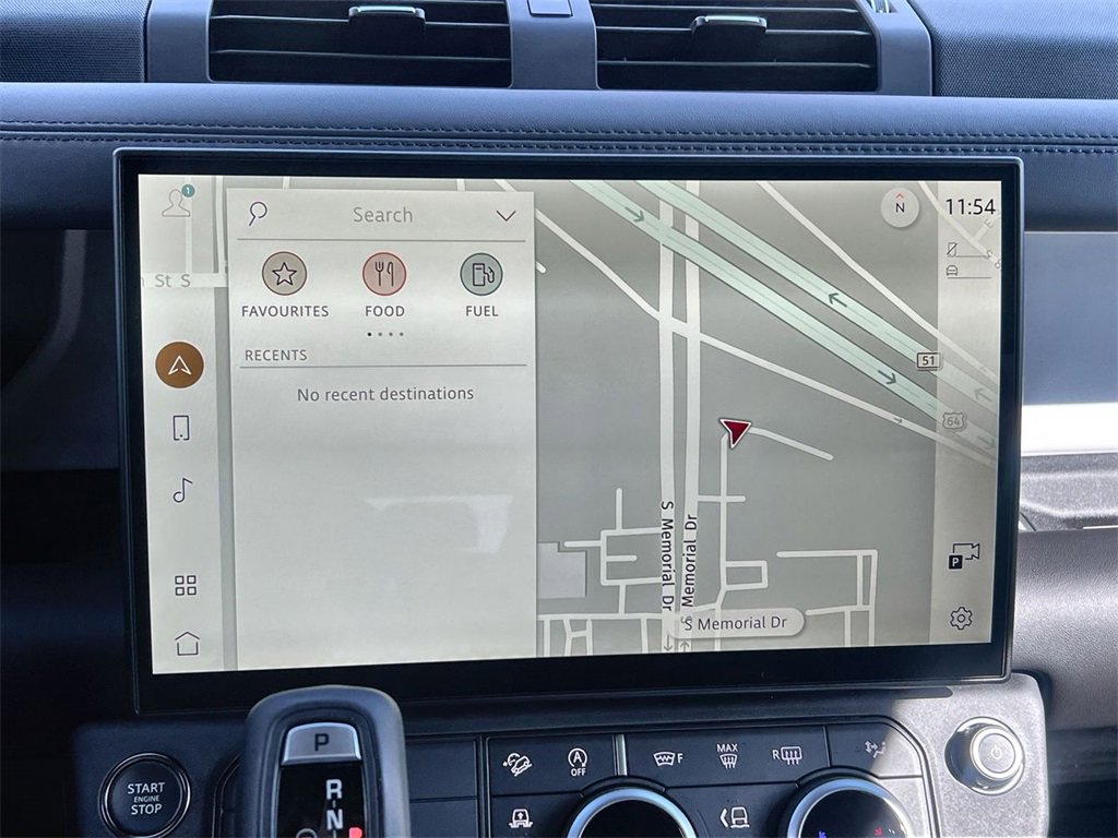 Used 2026 Land Rover Defender 130 X-Dynamic SE image 25