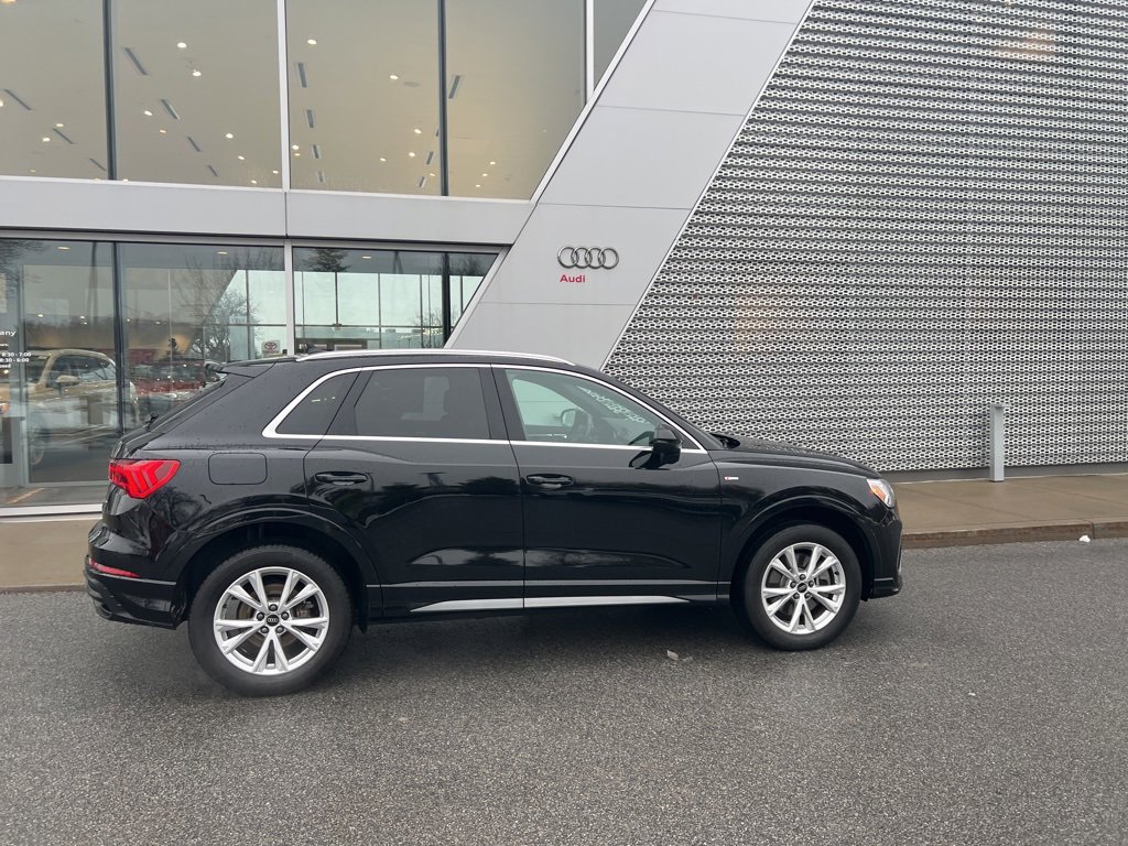 Used 2023 Audi Q3 2.0T Premium image 19