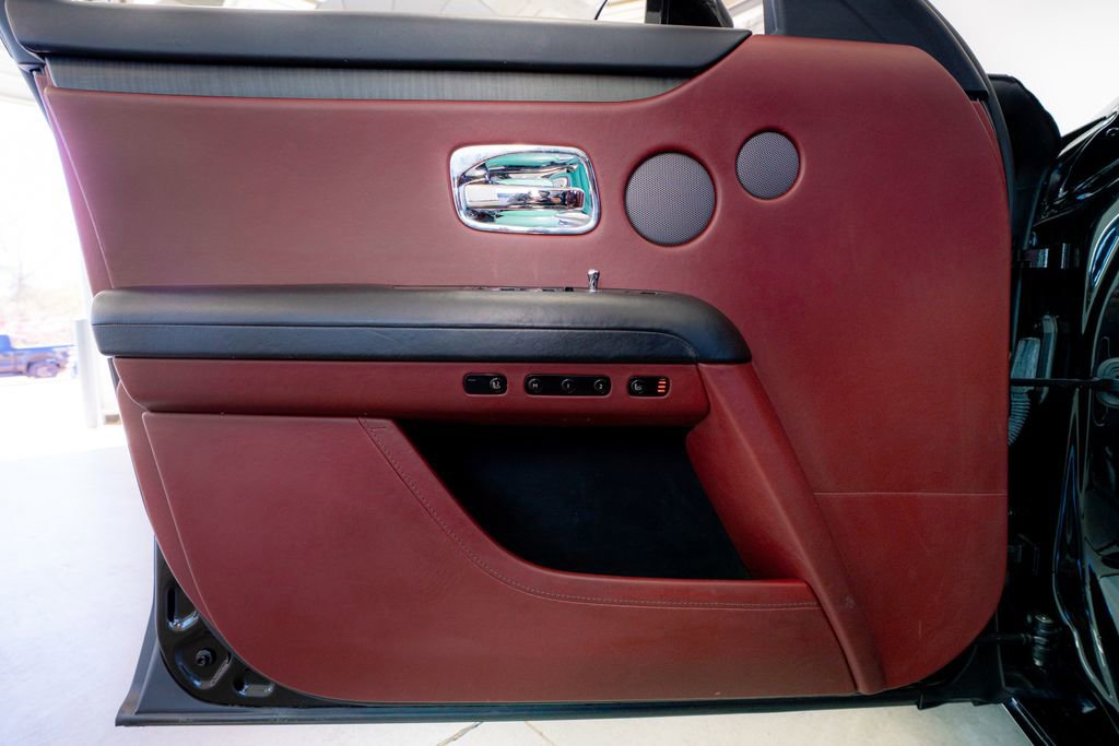 Used 2021 Rolls-Royce Ghost image 31