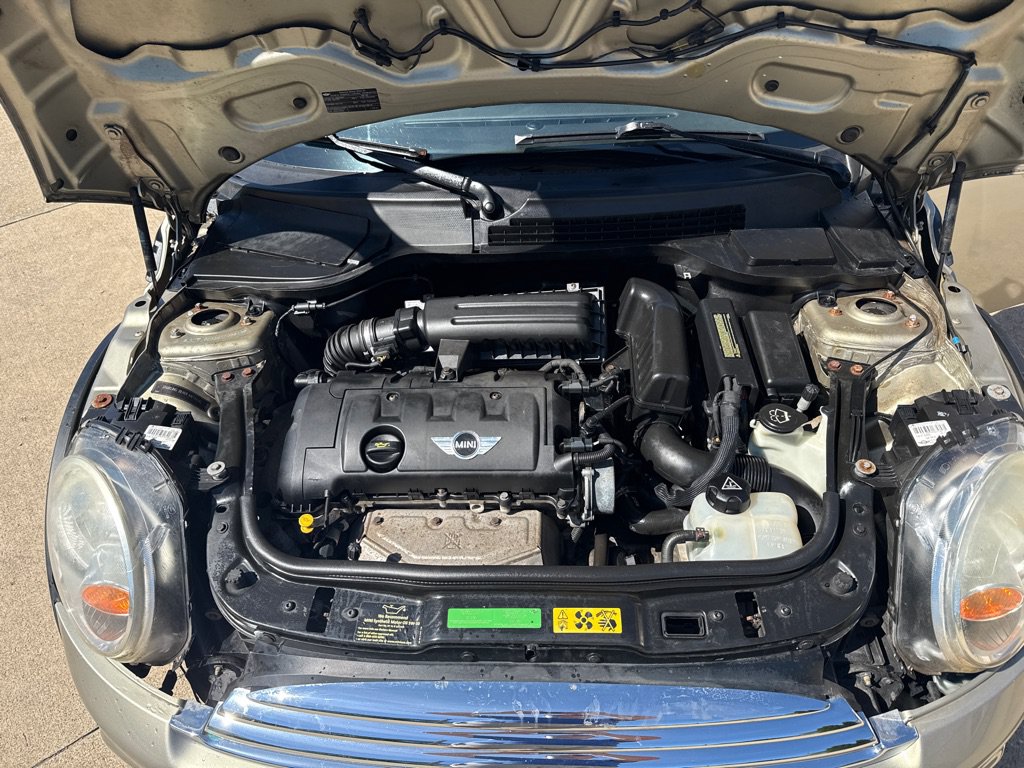 Used 2009 MINI Cooper Clubman Hardtop FWD image 17
