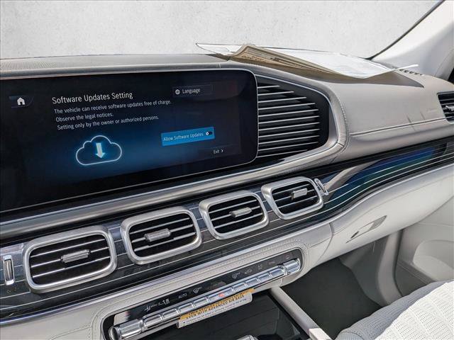 New 2026 Mercedes-Benz Maybach GLS 600 4MATIC image 13