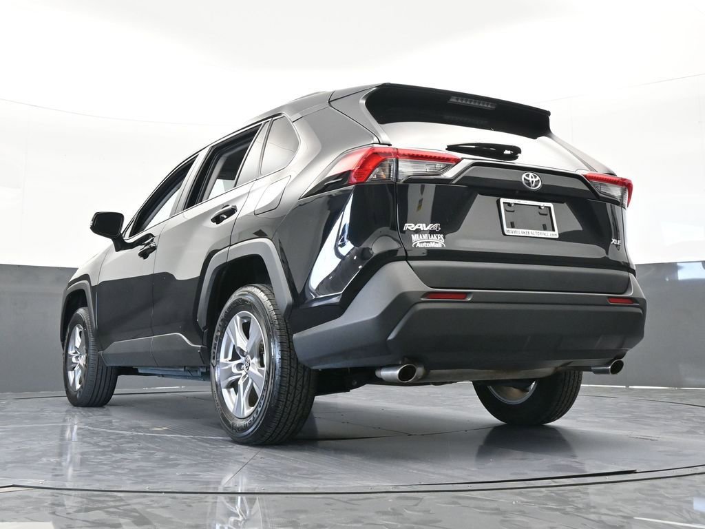 Used 2024 Toyota RAV4 XLE image 60