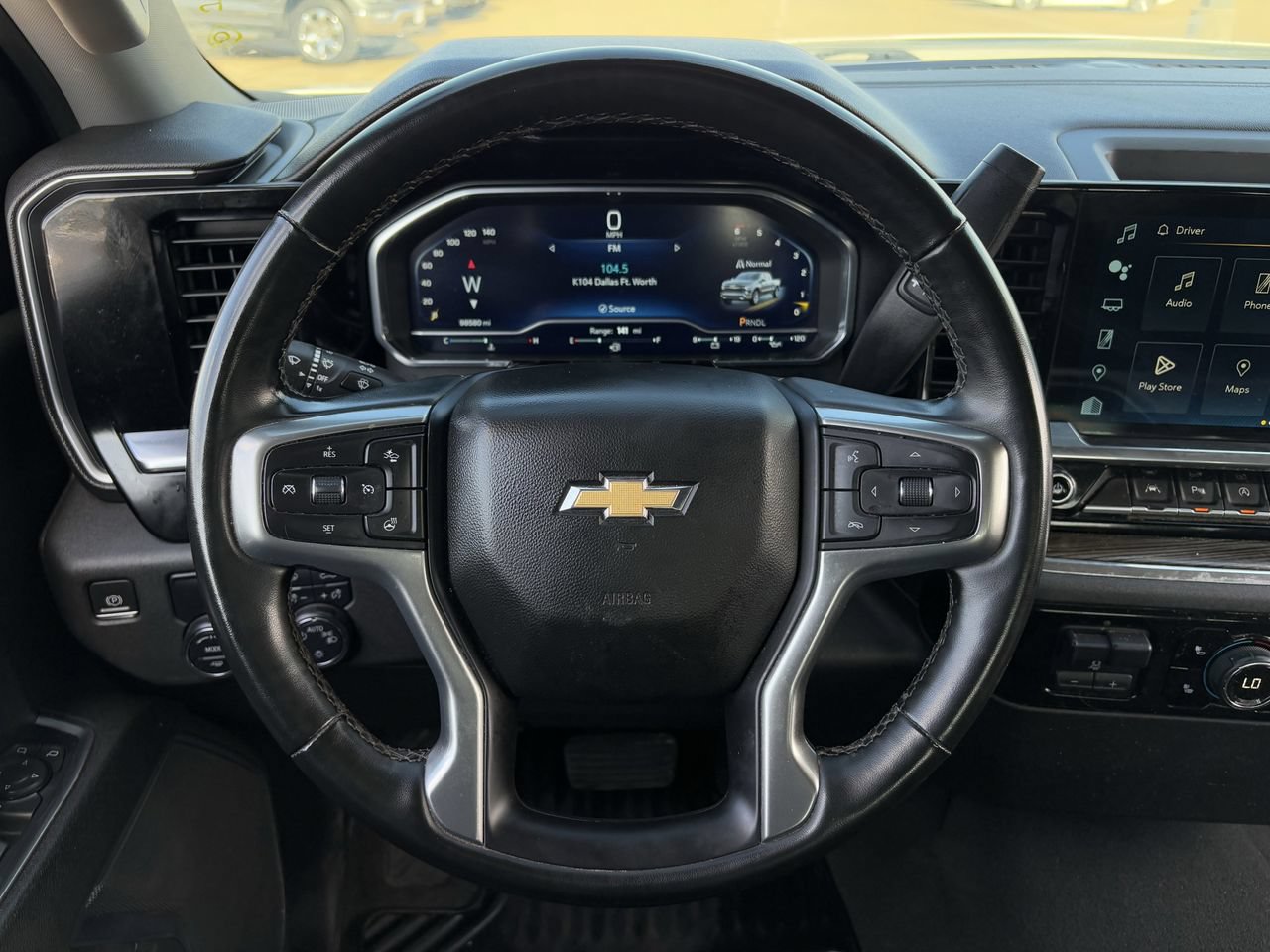 Used 2023 Chevrolet Silverado 1500 LT w/ Convenience Package II RWD image 14