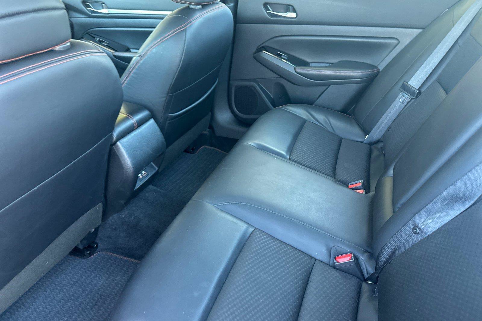 Certified 2024 Nissan Altima 2.5 SR FWD image 12
