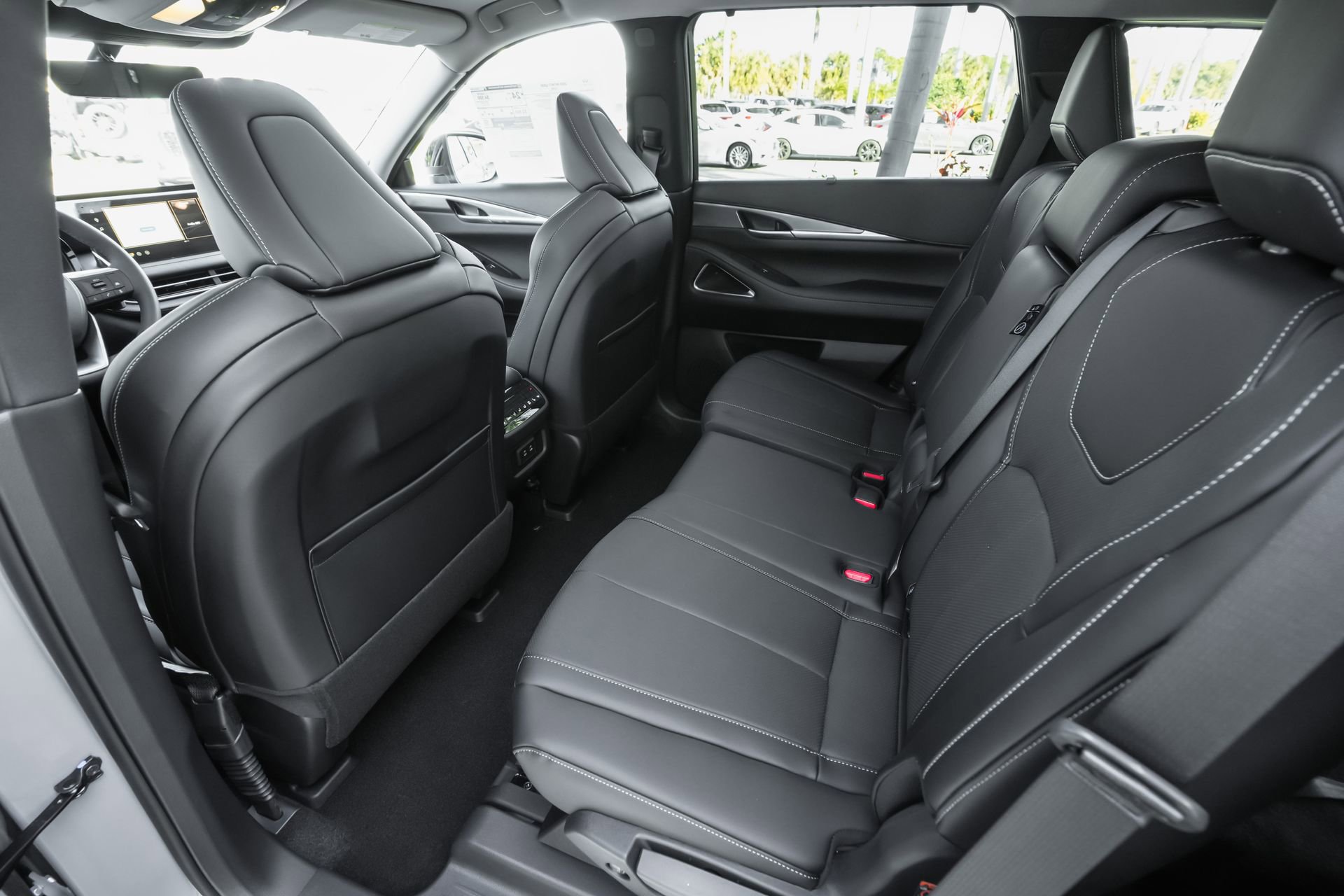 New 2026 INFINITI QX60 Luxe w/ Cargo Package image 26