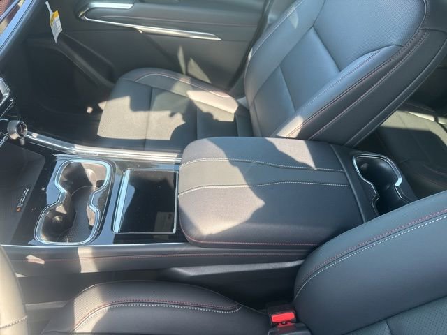 New 2026 Chevrolet Traverse Z71 w/ LPO, Floor Liner Package AWD/4WD image 22
