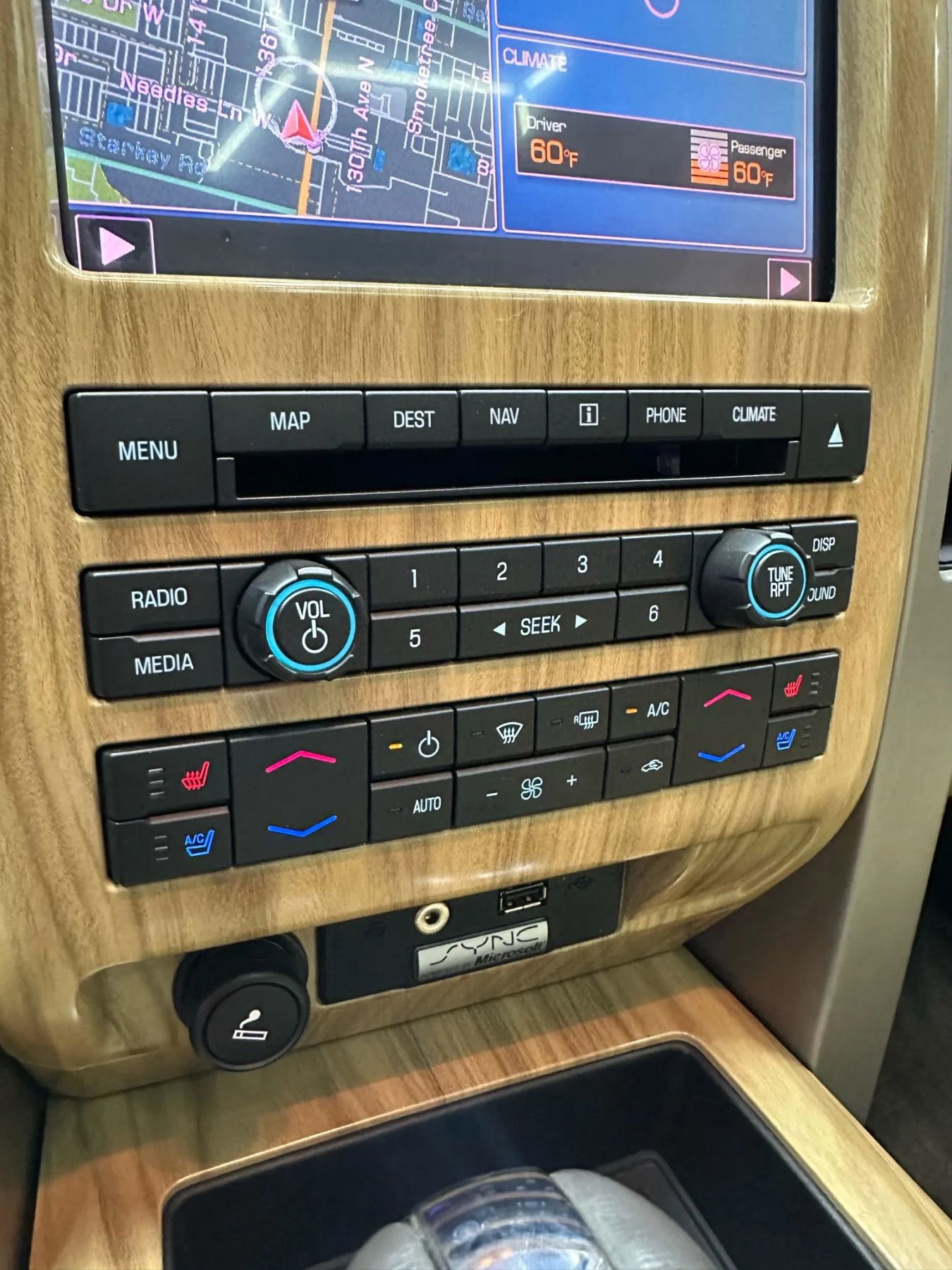 Used 2011 Ford F150 Lariat RWD image 17