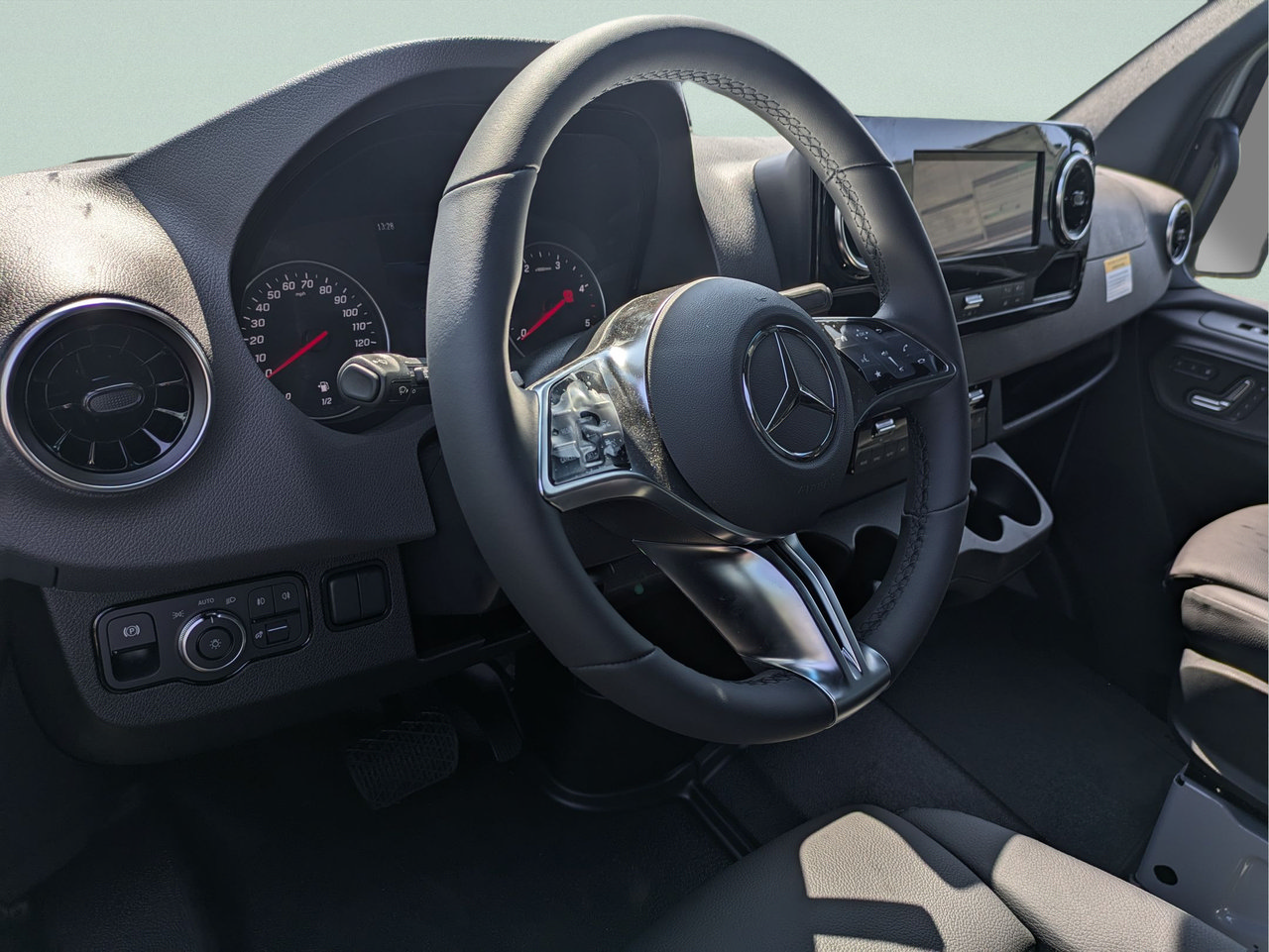 New 2026 Mercedes-Benz Sprinter 2500 image 4