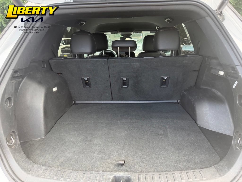 Used 2026 Chevrolet Equinox LT w/ Convenience Package II FWD image 11