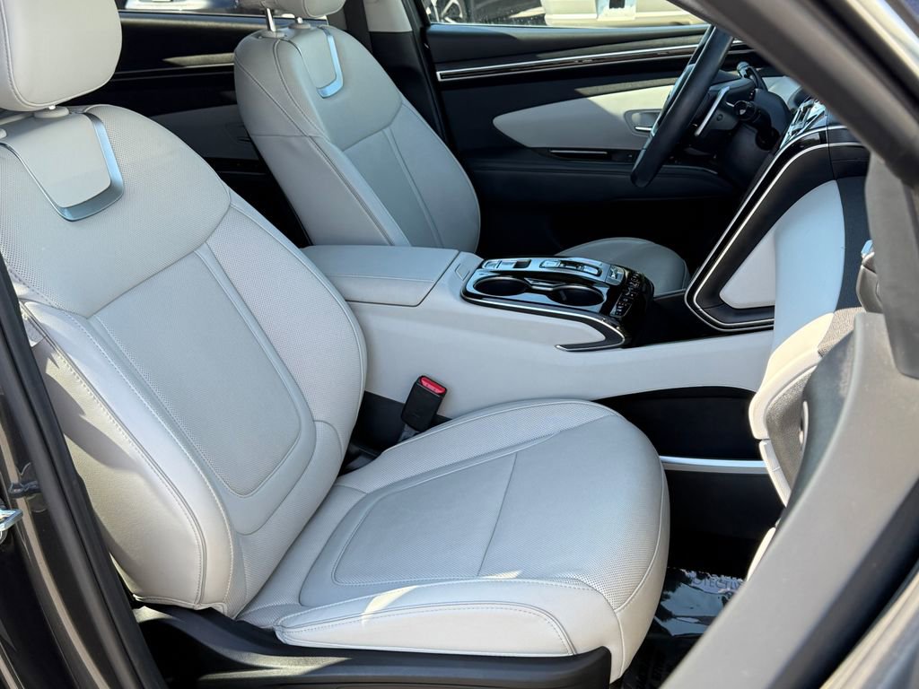 Used 2023 Hyundai Tucson Limited image 10