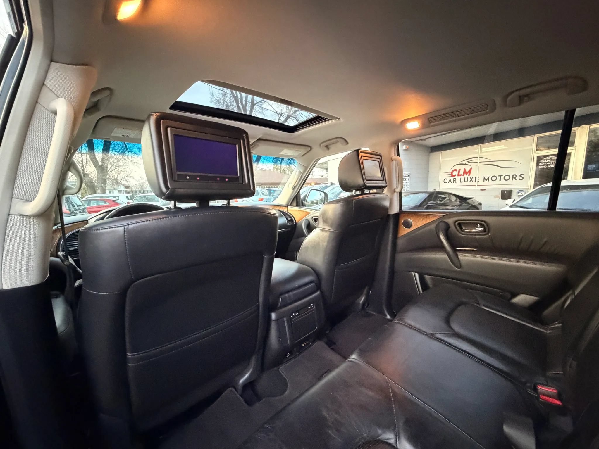 Used 2011 INFINITI QX56 4WD w/ Theater Pkg image 13