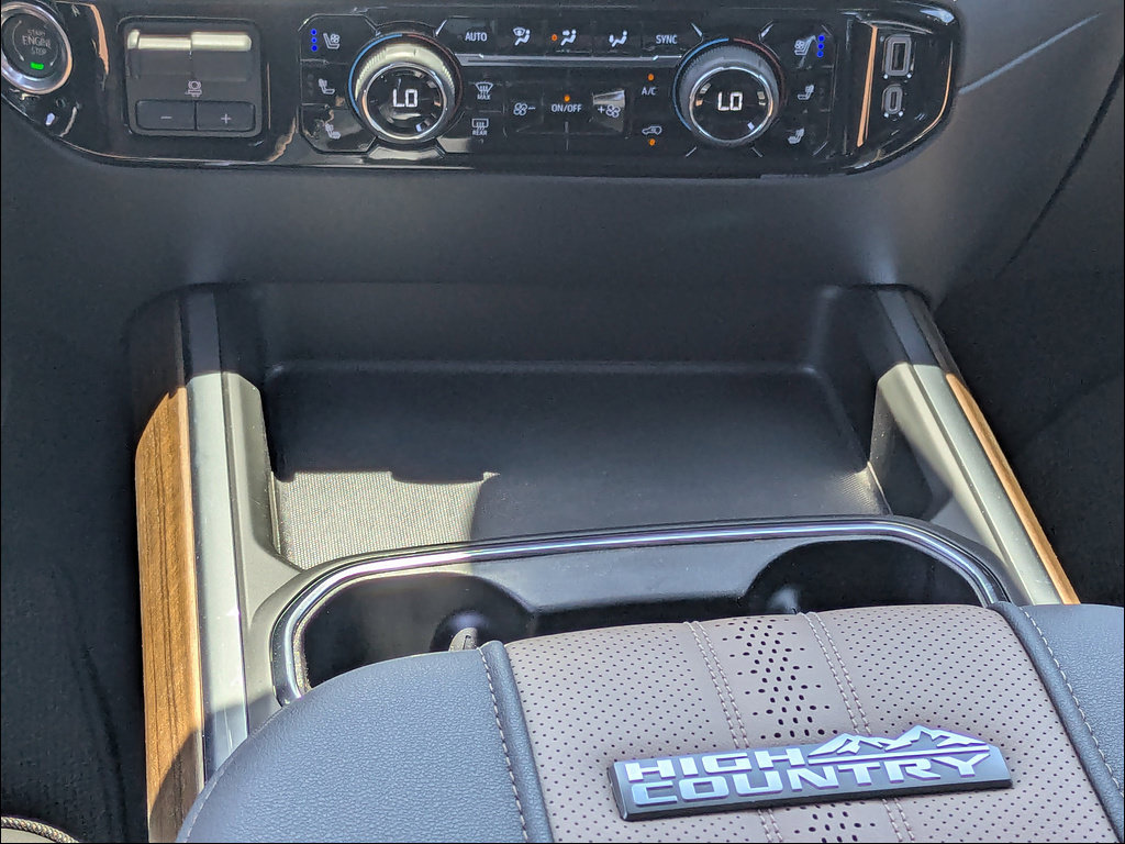 New 2026 Chevrolet Silverado 3500 High Country w/ High Country Premium Package AWD/4WD image 24