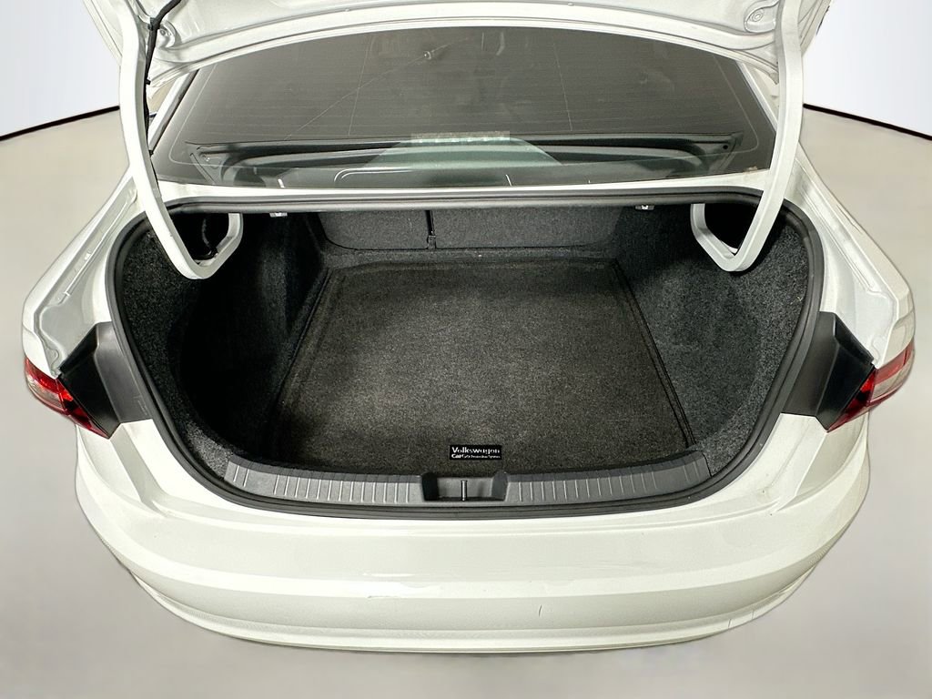 Used 2020 Volkswagen Jetta S w/ Driver Assistance Package image 28