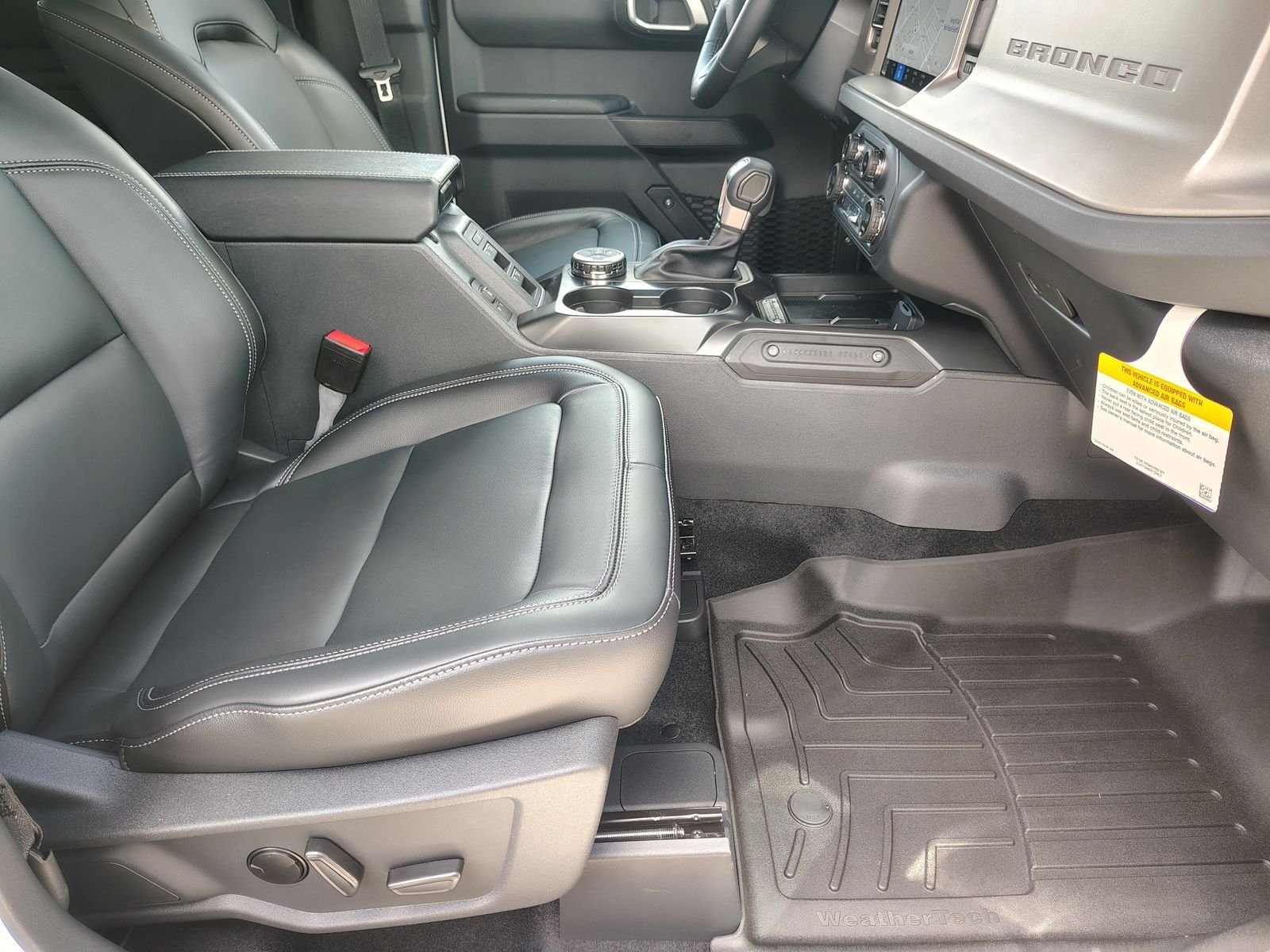 New 2026 Ford Bronco Outer Banks AWD/4WD image 30
