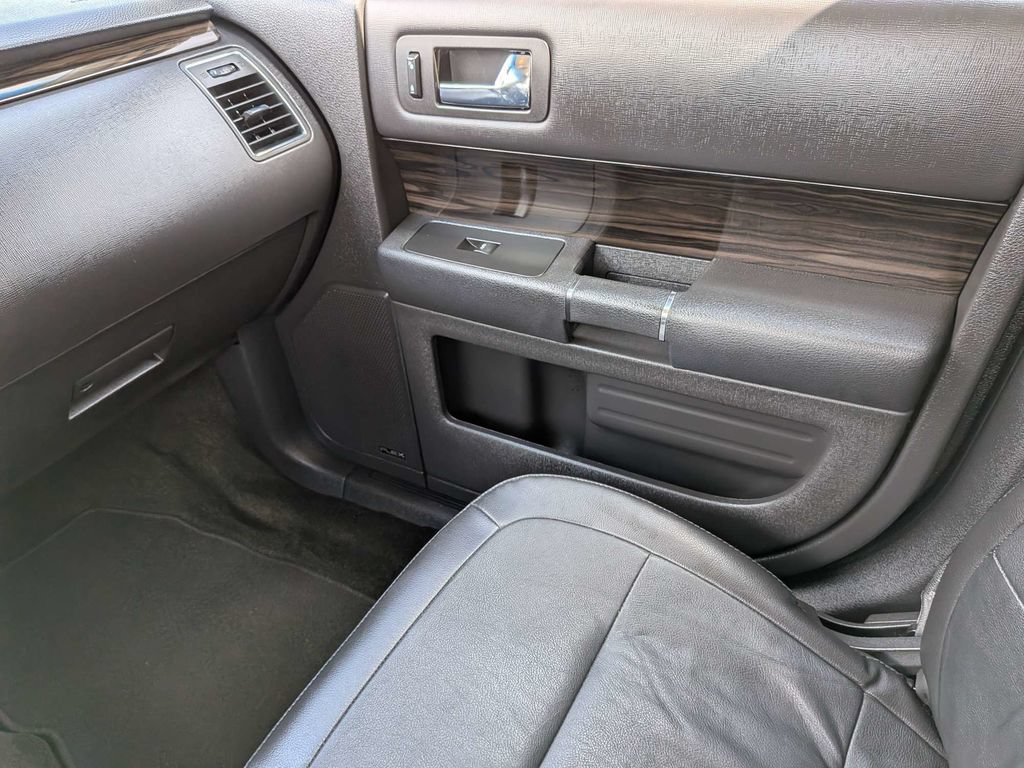 Used 2015 Ford Flex SEL w/ Equipment Group 202A FWD image 18